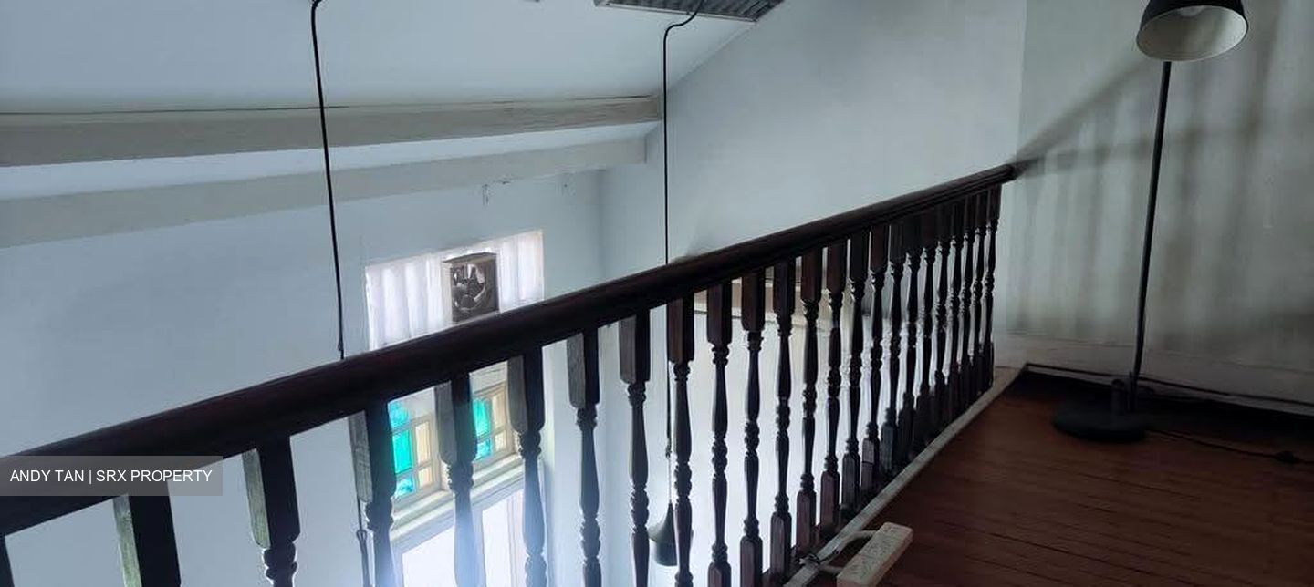 Pahang Street (D7), Shop House #623521741